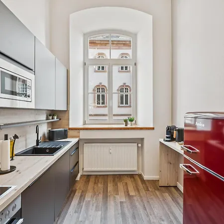 Design Altstadt 100 Qm I 6 Gaeste I Parkplatz & 85